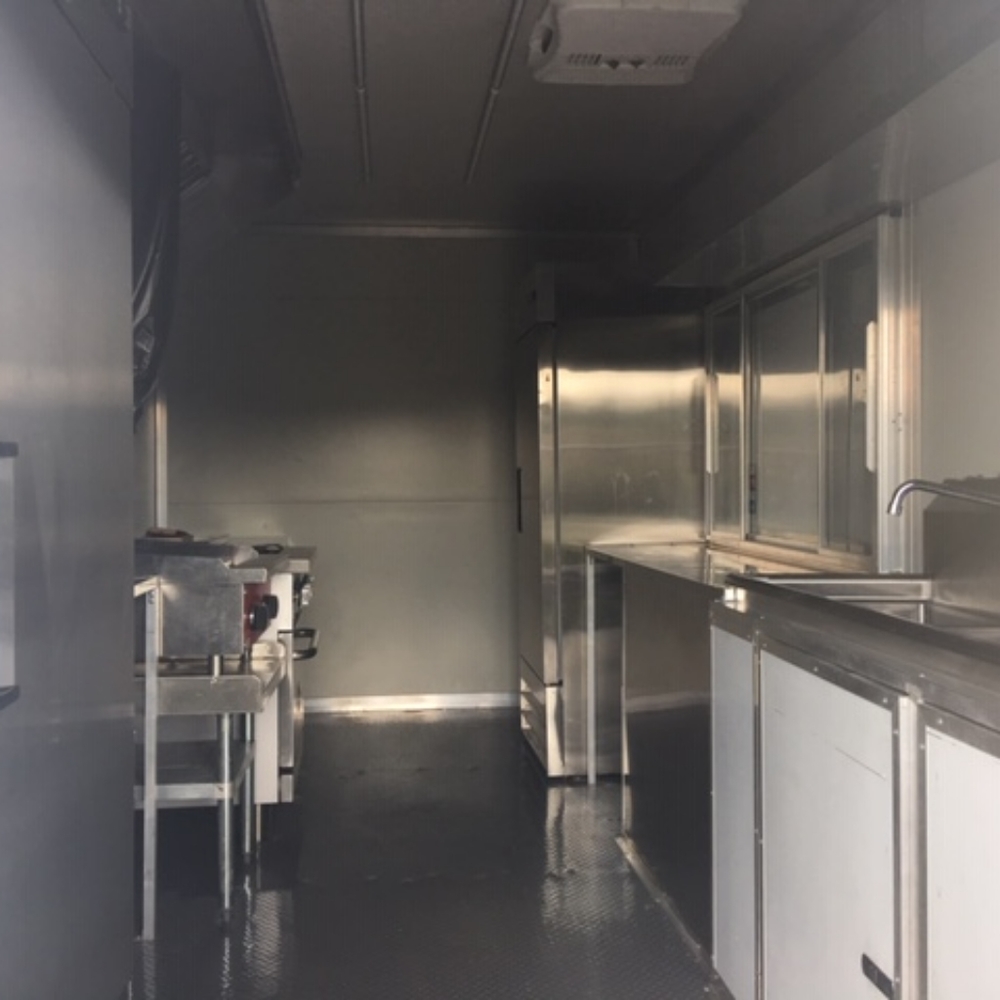 Food trailer - Picture 3 of 8